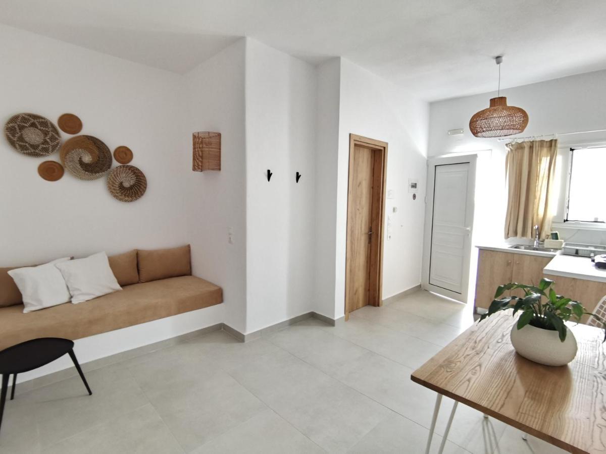 Villa Konstantinos เปริสซา ภายนอก รูปภาพ