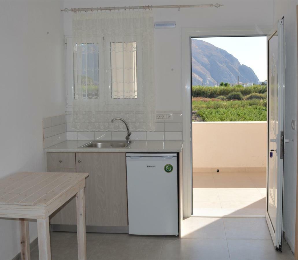 Villa Konstantinos เปริสซา ภายนอก รูปภาพ